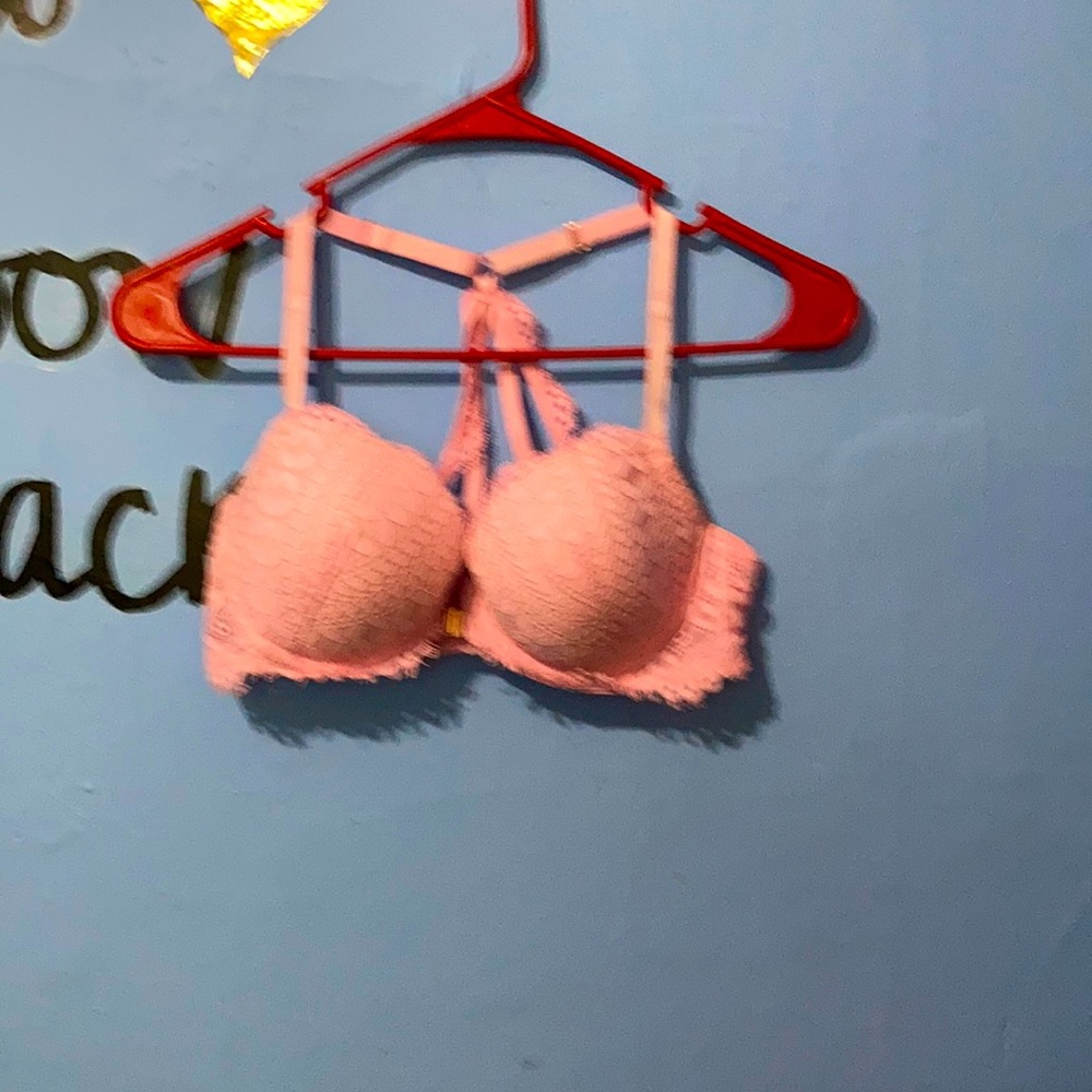 Pink lace Victoria secret bra like new